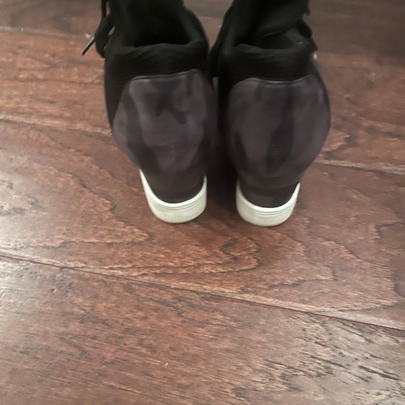 Mia wedge sneakers - Picture 3 of 3